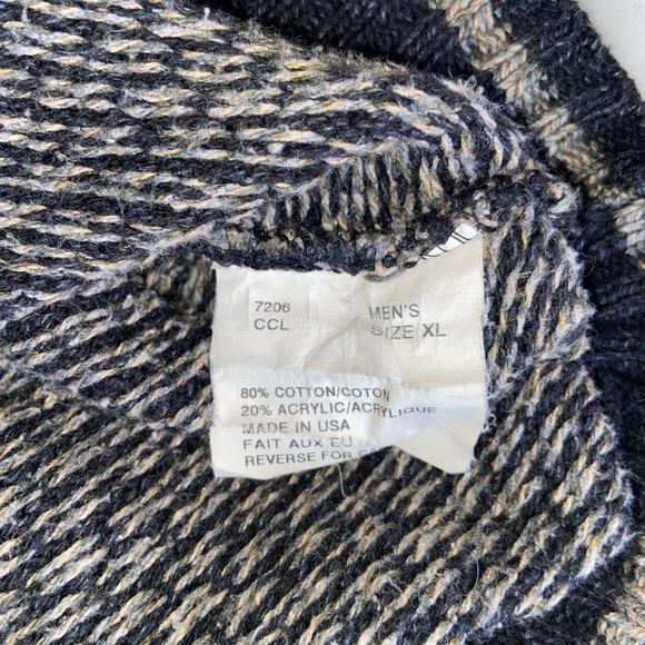 Vintage Woolrich Sweater - Picture 2 of 6